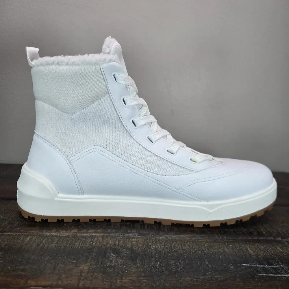 NEW Vessi Alta High Top Sneaker Mens Size 11 Winter Waterproof Boots Shoes White